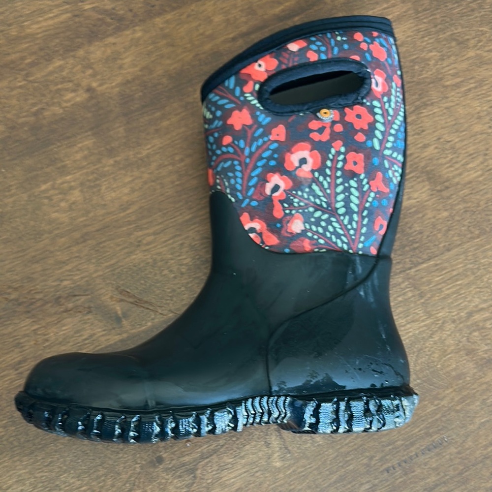 Bogs waterproof boots Girls size 3